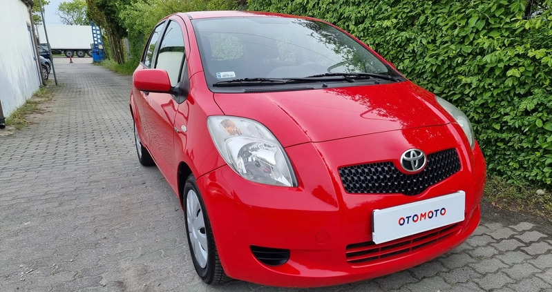 Toyota Yaris cena 11900 przebieg: 199000, rok produkcji 2008 z Warszawa małe 407